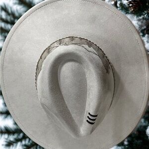 Stone beige(ish) Wide Brim suede(ish) fedora Hat with Mountain Design